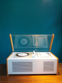 Rolands Braun SK4 "Scheewittchensarg" (Hi-Fi Musik­gerät, Verstärker, Endstufe)